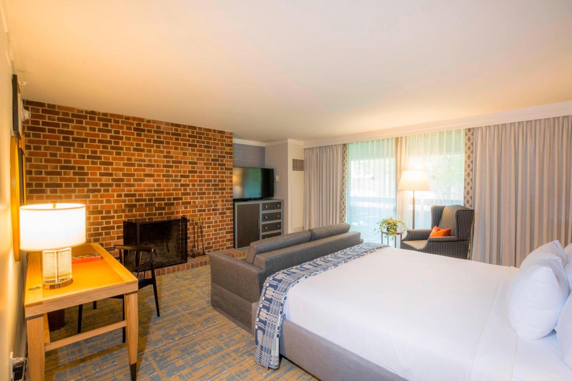 Hotel Lodge, Autograph Collection