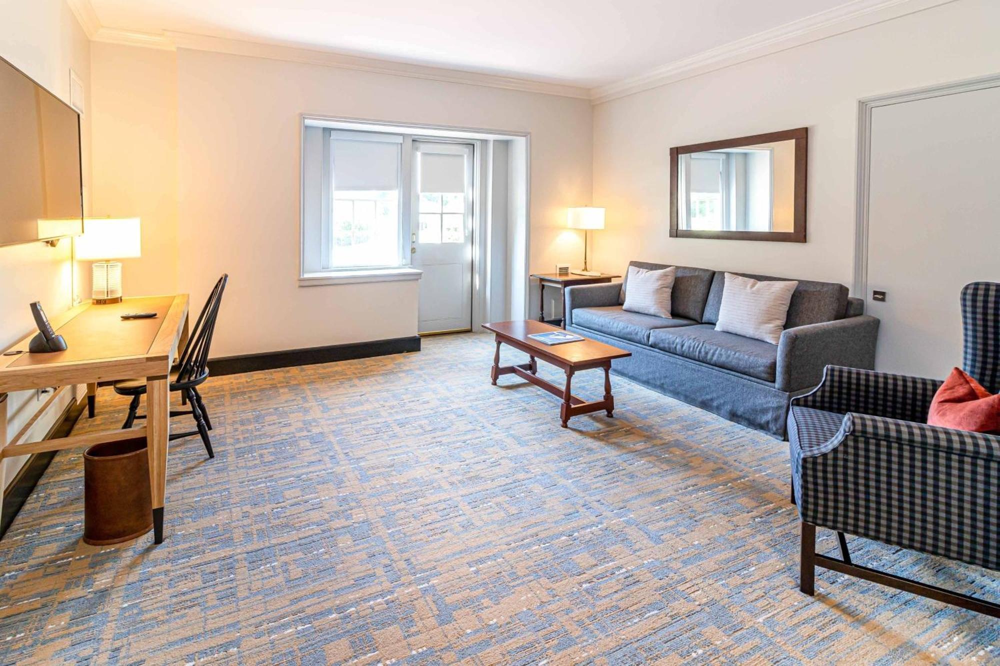 Lodge, Autograph Collection 5* Williamsburg
