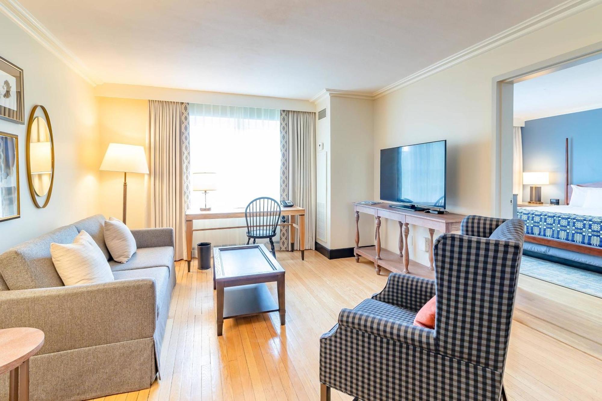 Lodge, Autograph Collection 5* Williamsburg