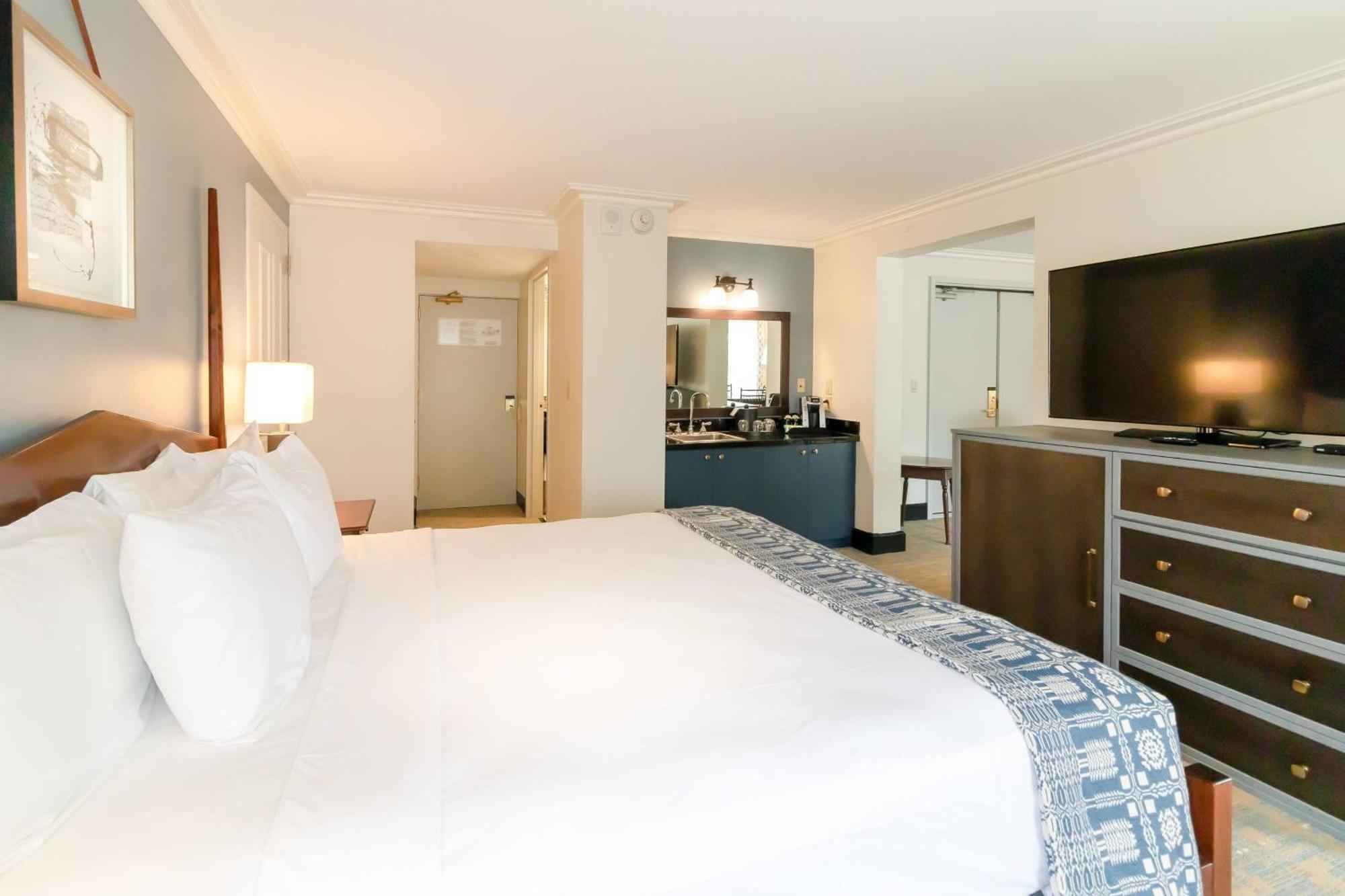 Lodge, Autograph Collection 5*