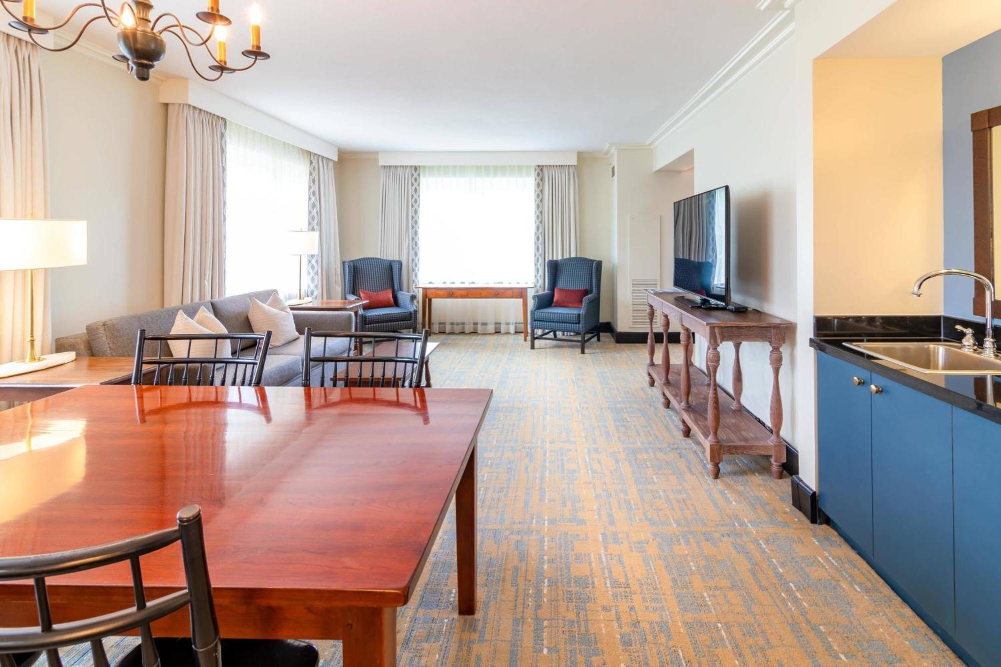 Hotel Lodge, Autograph Collection